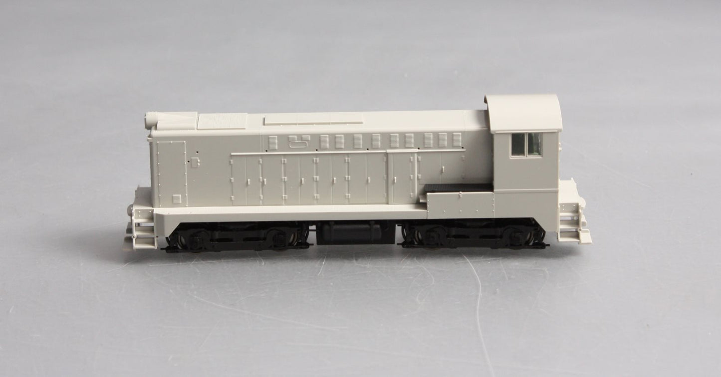 Stewart 4800 HO Undecorated Baldwin DS-4-4-1000 Powered Diesel Locomotive