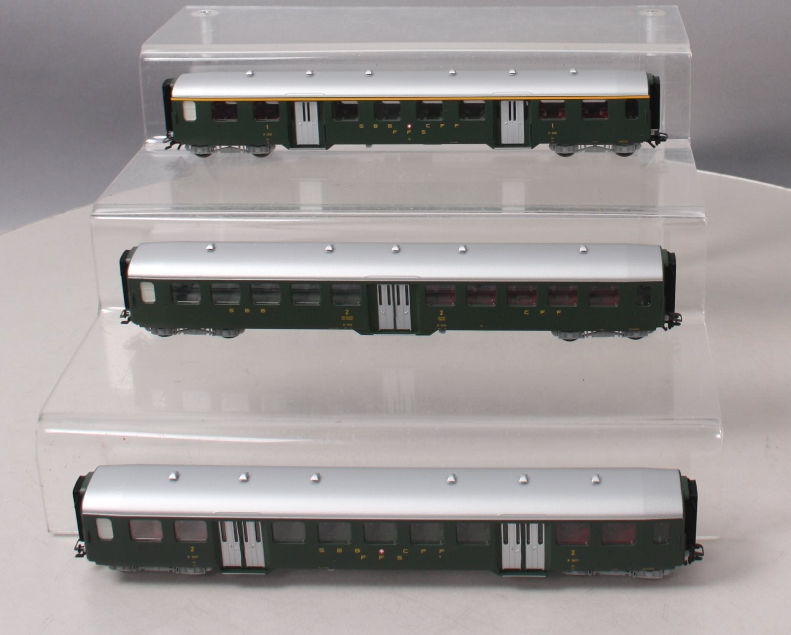 Marklin 42165 HO Scale SBB 3-Car Passenger Set – Trainz