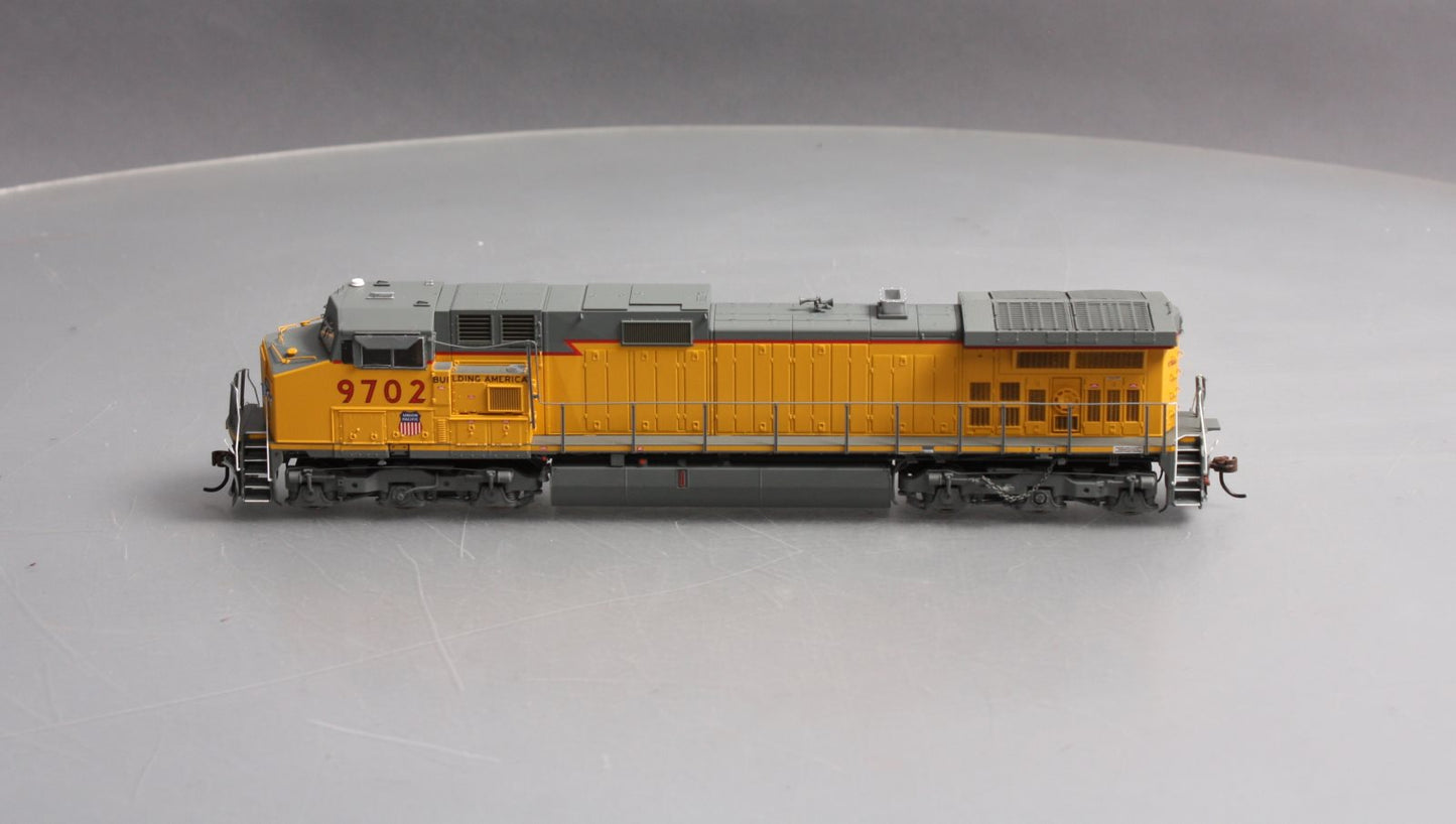 Athearn G31621 HO UP Dash 9-44CW Diesel Locomotive w/DCC & Sound #9702