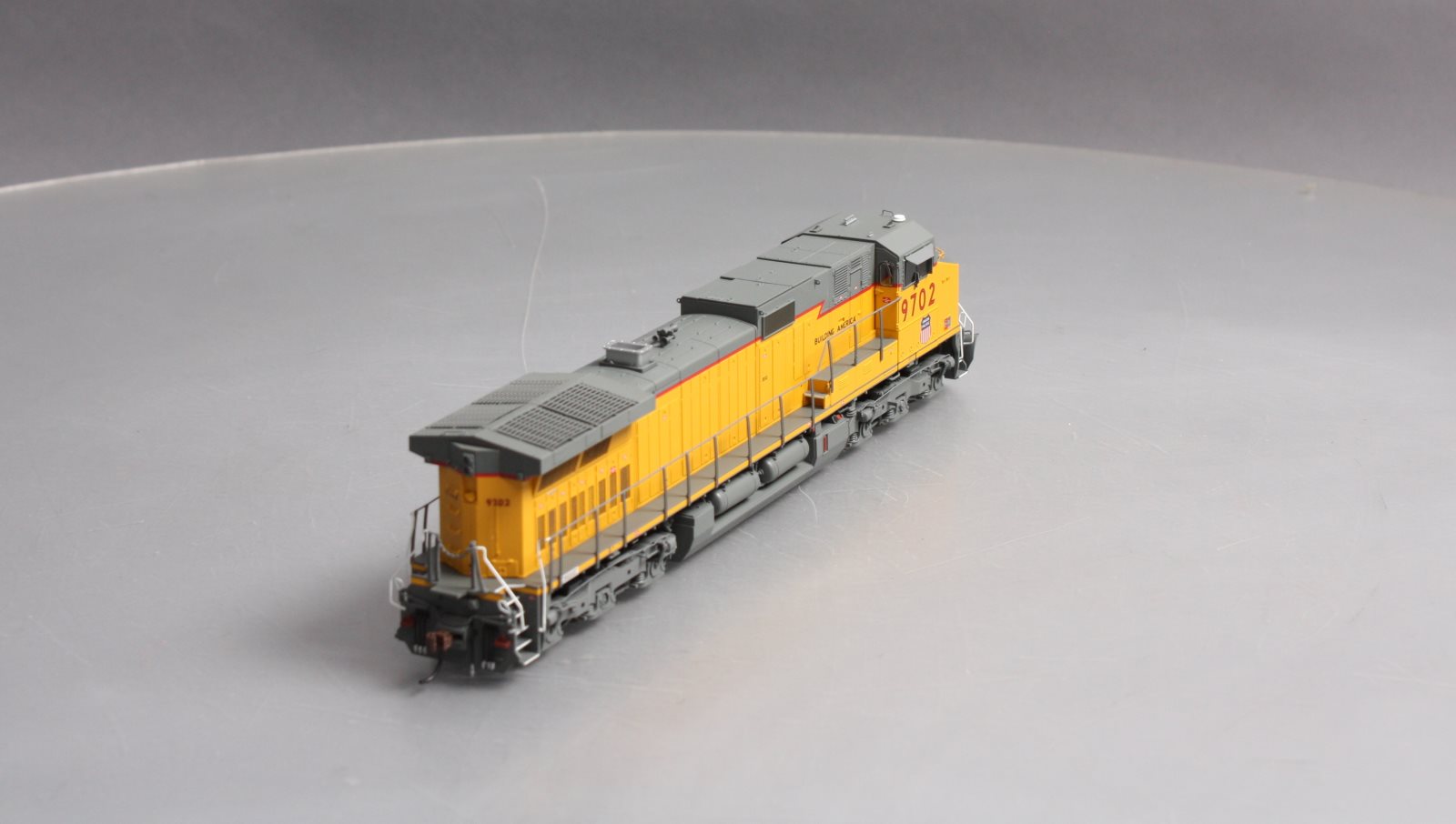 Athearn G31621 HO UP Dash 9-44CW Diesel Locomotive w/DCC & Sound #9702
