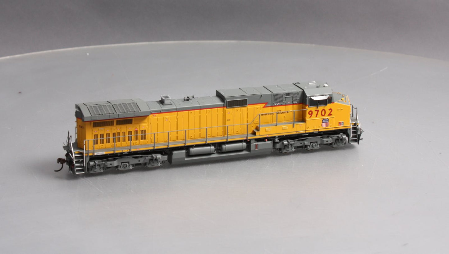 Athearn G31621 HO UP Dash 9-44CW Diesel Locomotive w/DCC & Sound #9702