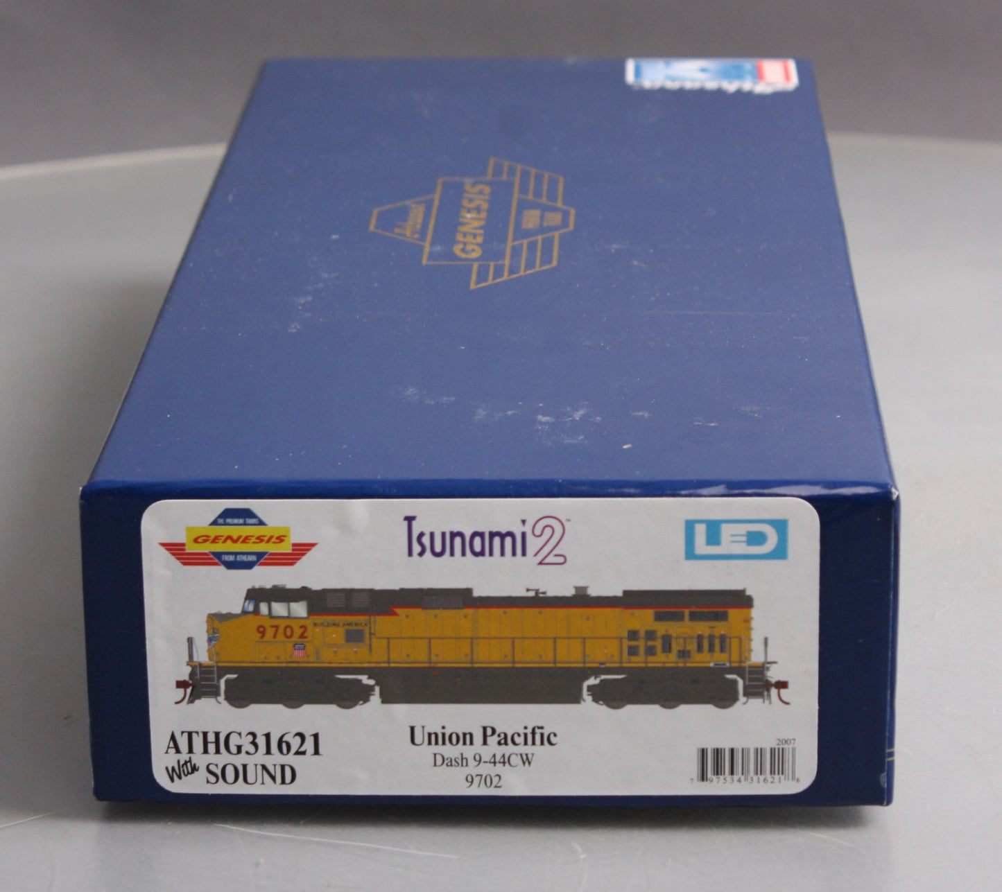 Athearn G31621 HO UP Dash 9-44CW Diesel Locomotive w/DCC & Sound #9702