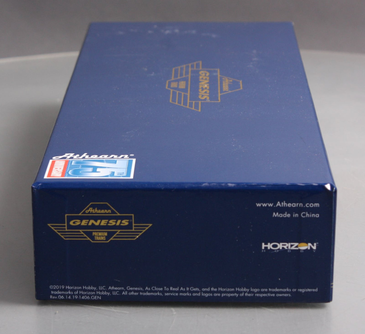 Athearn G31621 HO UP Dash 9-44CW Diesel Locomotive w/DCC & Sound #9702