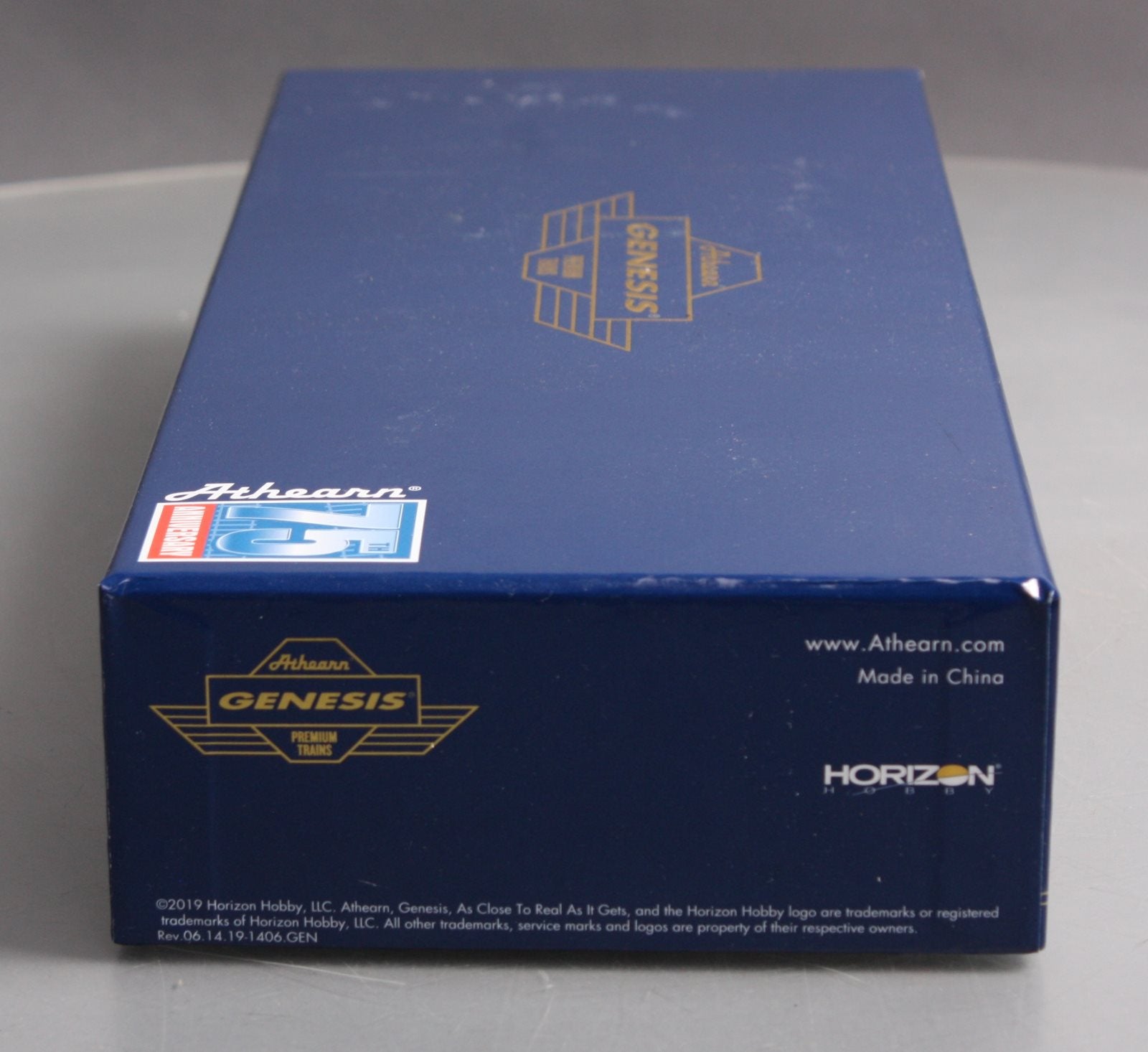 Athearn G31621 HO UP Dash 9-44CW Diesel Locomotive w/DCC & Sound #9702