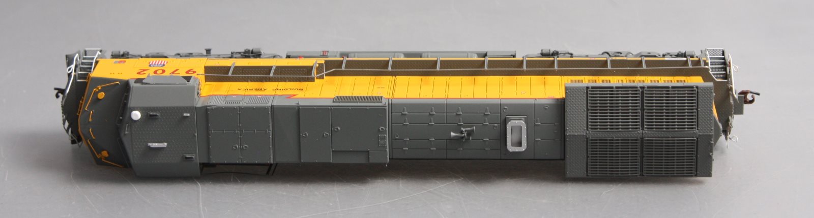 Athearn G31621 HO UP Dash 9-44CW Diesel Locomotive w/DCC & Sound #9702