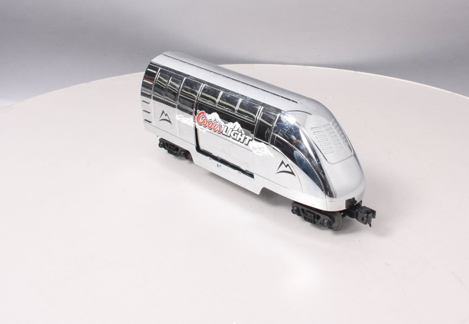 MTH 30-78061 O Gauge Coors Light Silver Bullet Operating Reefer