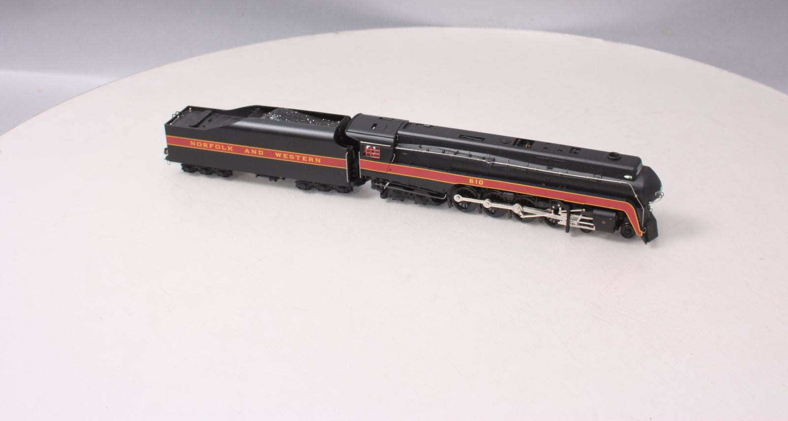 Bachmann 82121 HO N&W Class J 4-8-4 Passenger Locomotive w/Tender #610 w/DCC