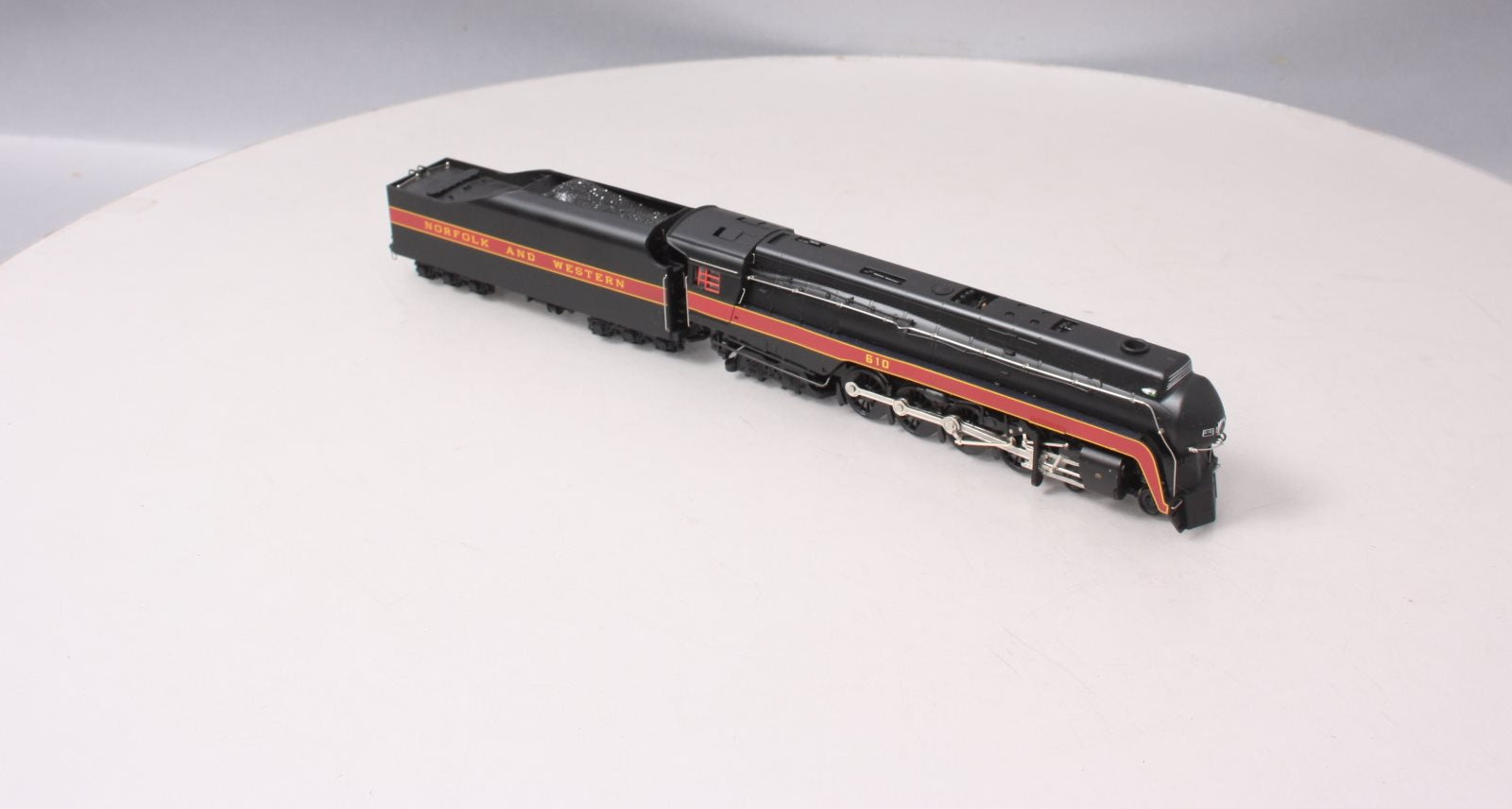 Bachmann 82121 HO N&W Class J 4-8-4 Passenger Locomotive w/Tender #610 w/DCC