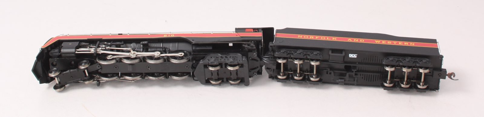 Bachmann 82121 HO N&W Class J 4-8-4 Passenger Locomotive w/Tender #610 w/DCC