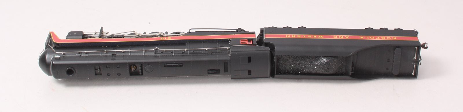 Bachmann 82121 HO N&W Class J 4-8-4 Passenger Locomotive w/Tender #610 w/DCC