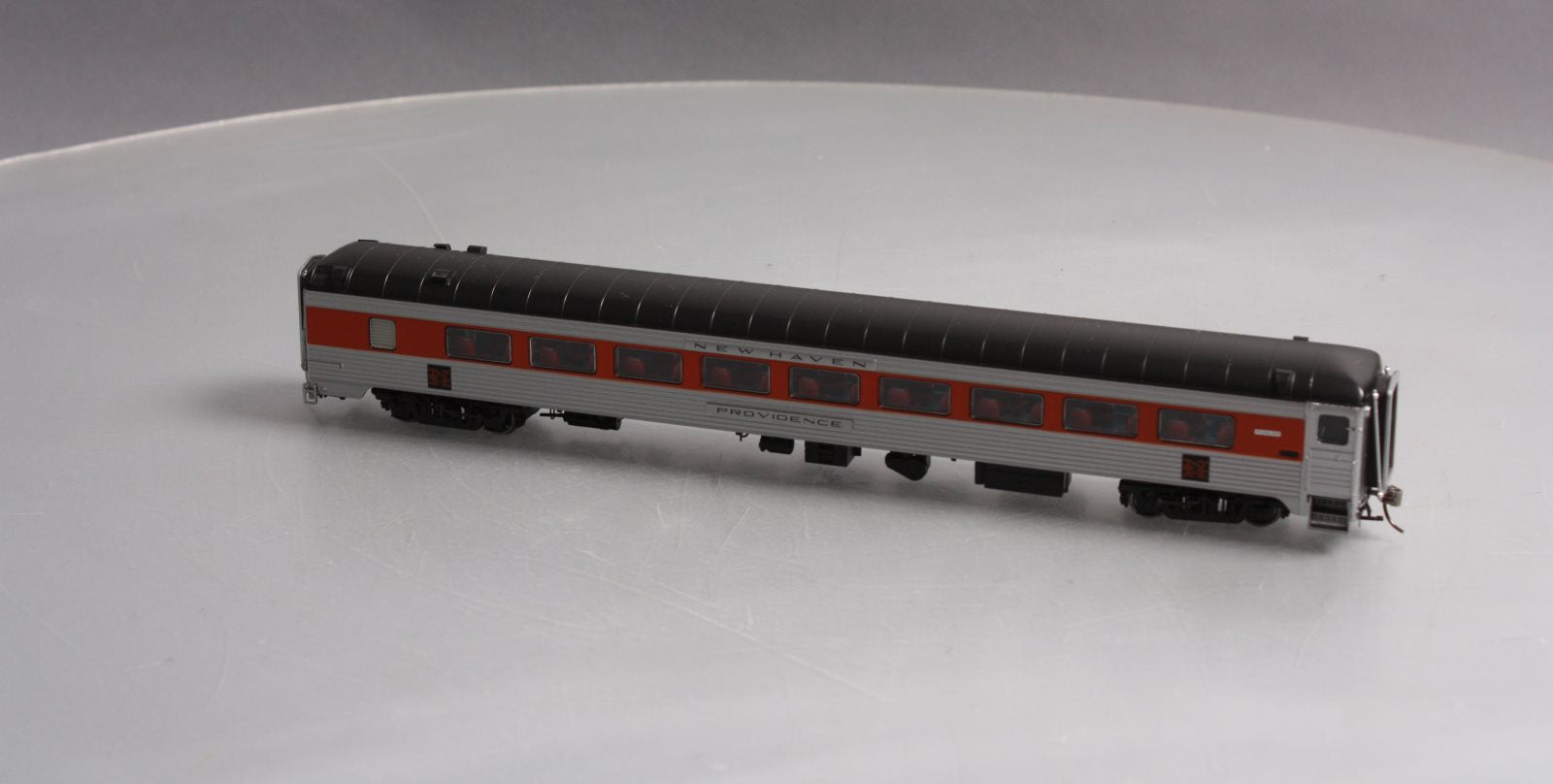 Rapido Trains 17116 HO New Haven (Mcginnis Scheme) Providence 36-Seat Parlor Car