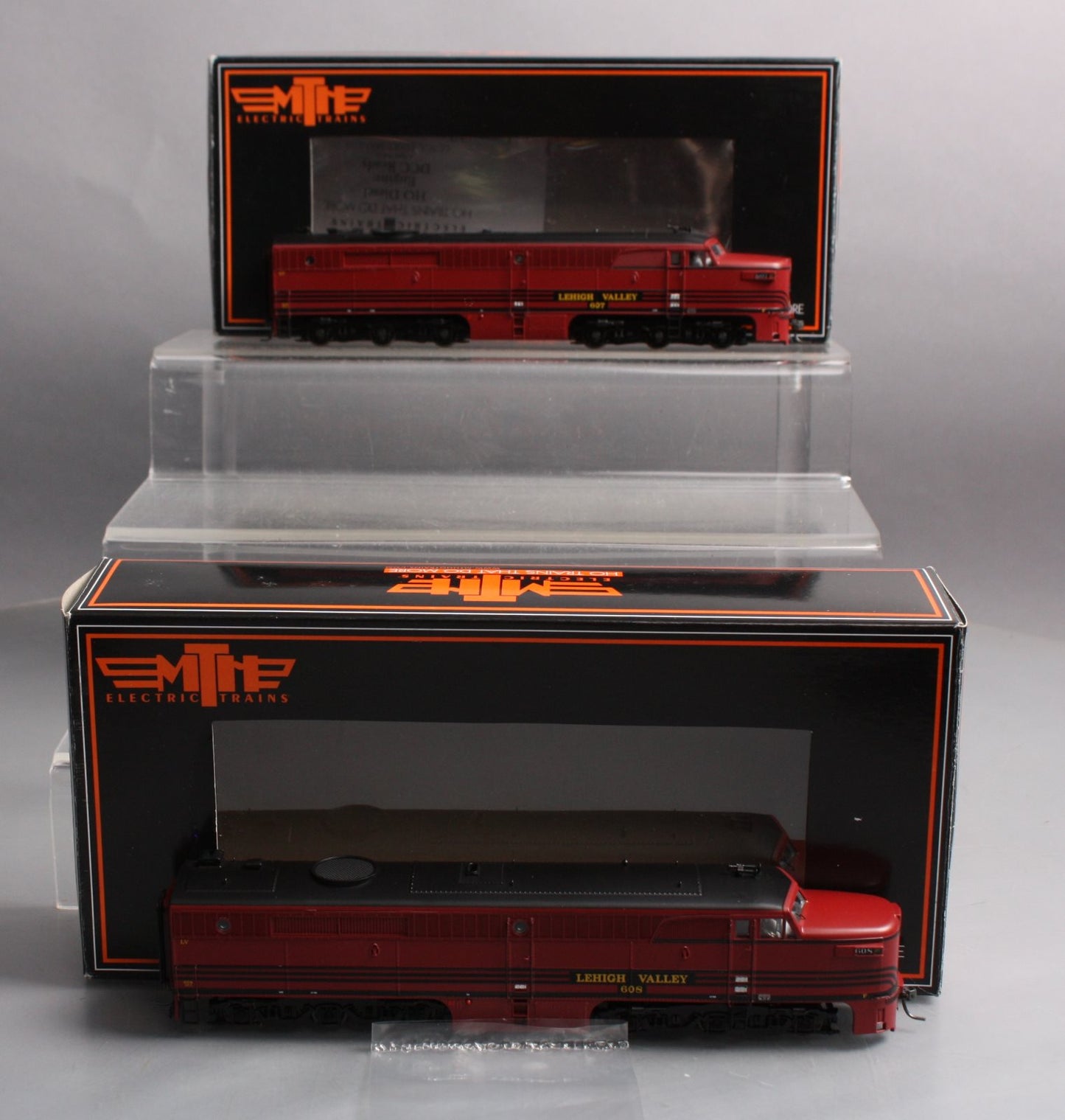 MTH 80-2284-0 HO LV Alco PA-PA Diesel Locomotive Set - DCC Ready (Set of 2)