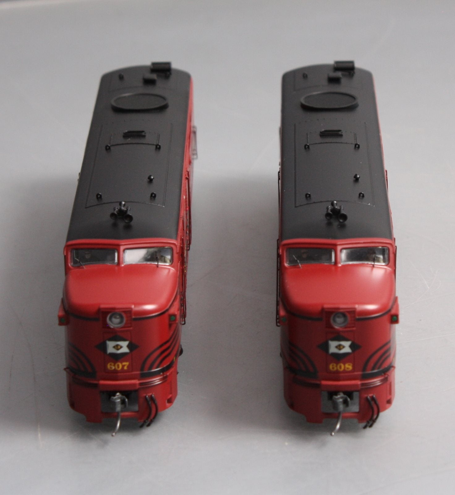 MTH 80-2284-0 HO LV Alco PA-PA Diesel Locomotive Set - DCC Ready (Set of 2)