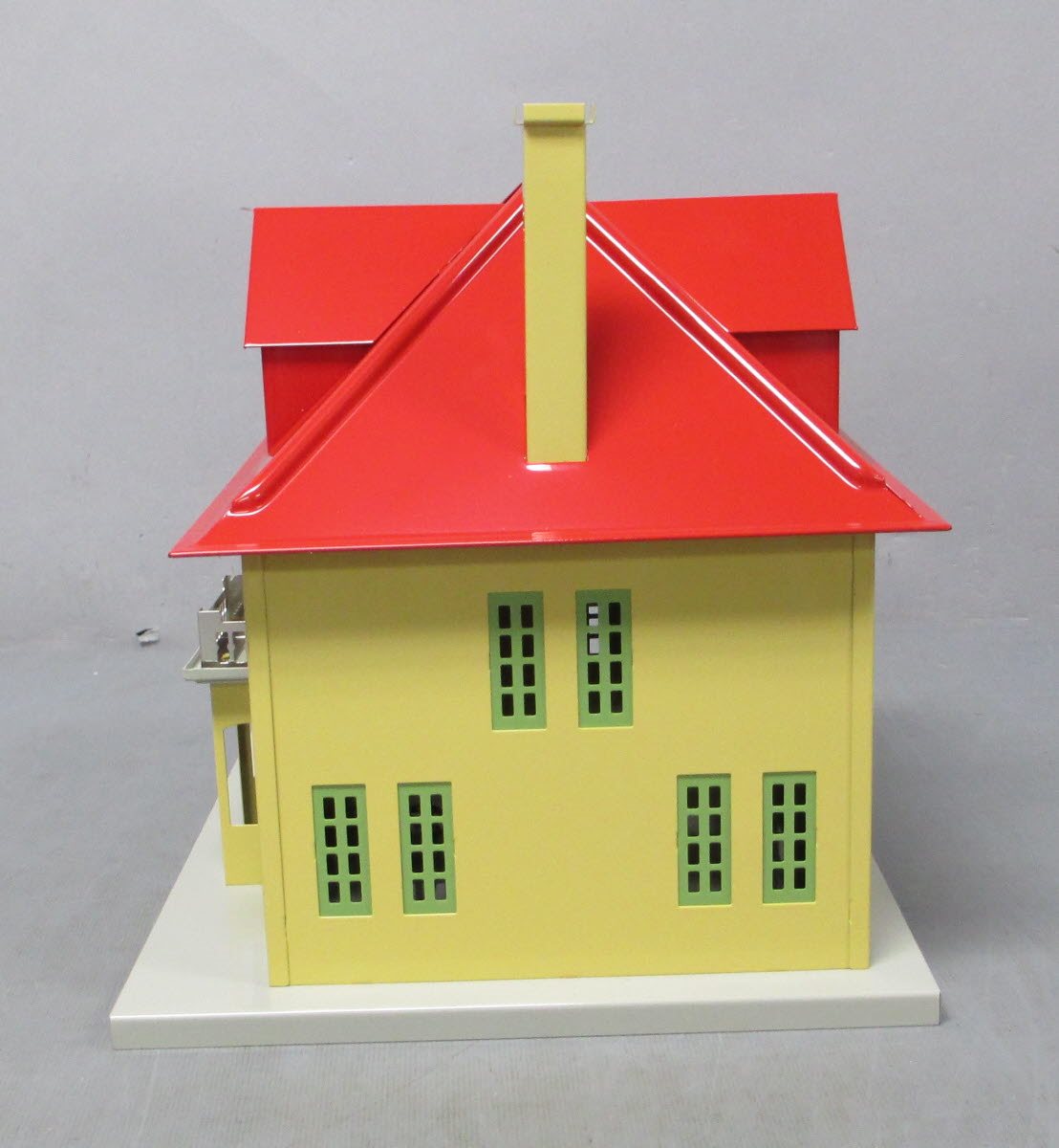 MTH 11-90099 Standard Gauge Lionel Villa Cream & Red Tinplate Villa #11-91