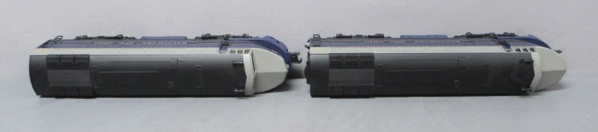 Williams 21901 Baltimore & Ohio Sharknose Diesel Locomotive AA Set