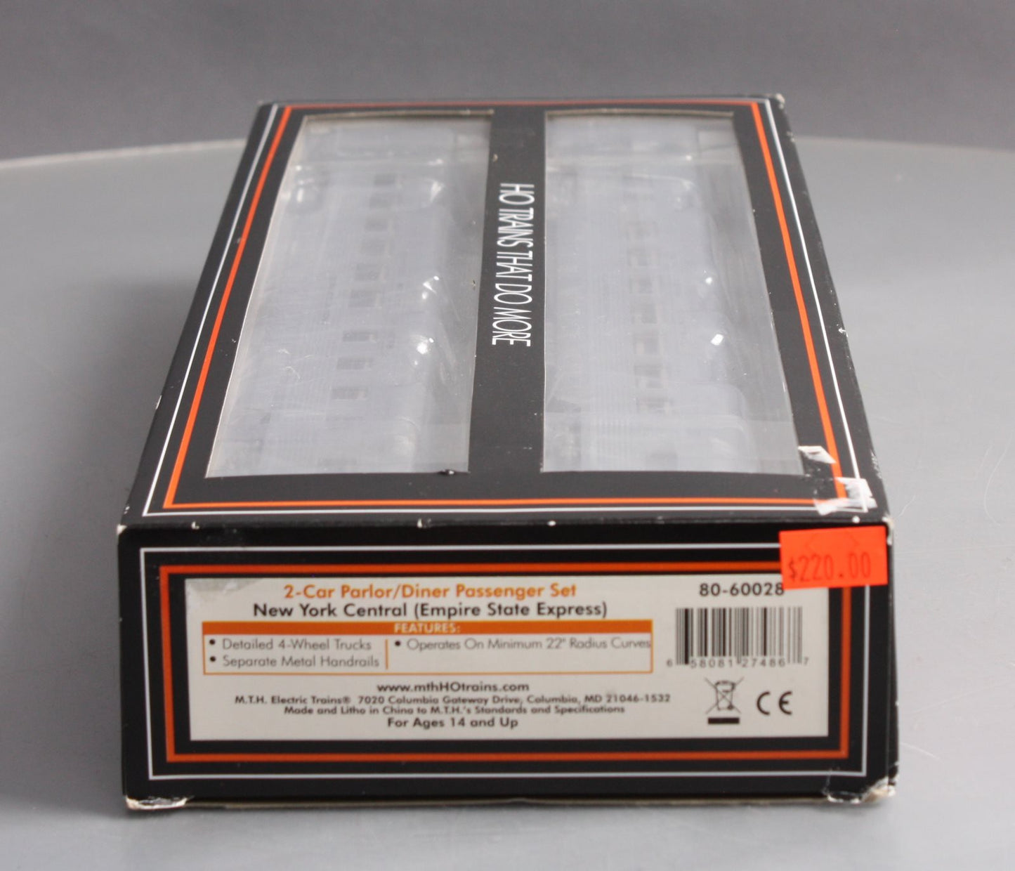 MTH 80-60028 HO New York Central Parlor/Diner Passenger Car Set (Set of 2)