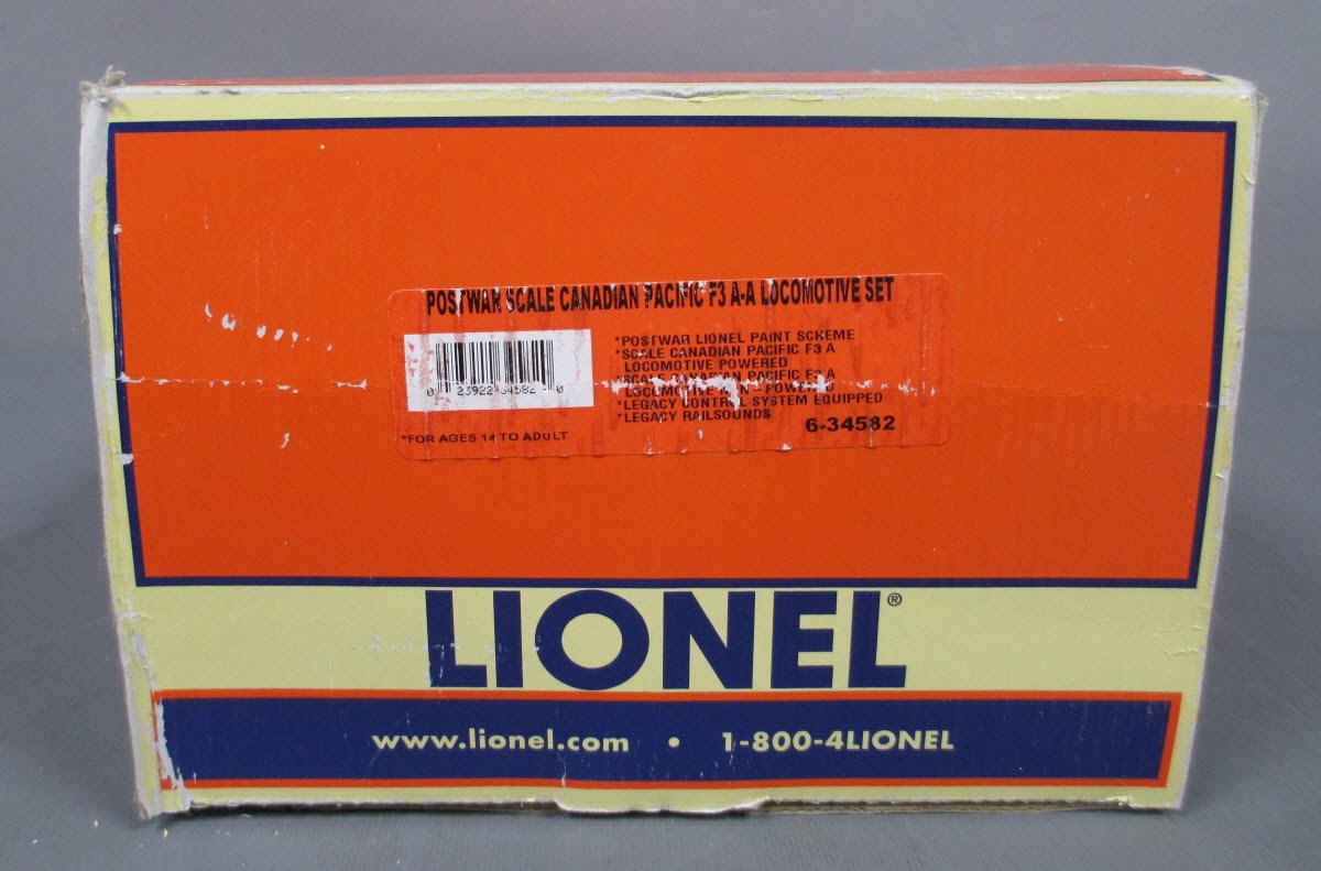 Lionel 6-34582 O Gauge Canadian Pacific F-3 AA Locomotive Set #2373/2374