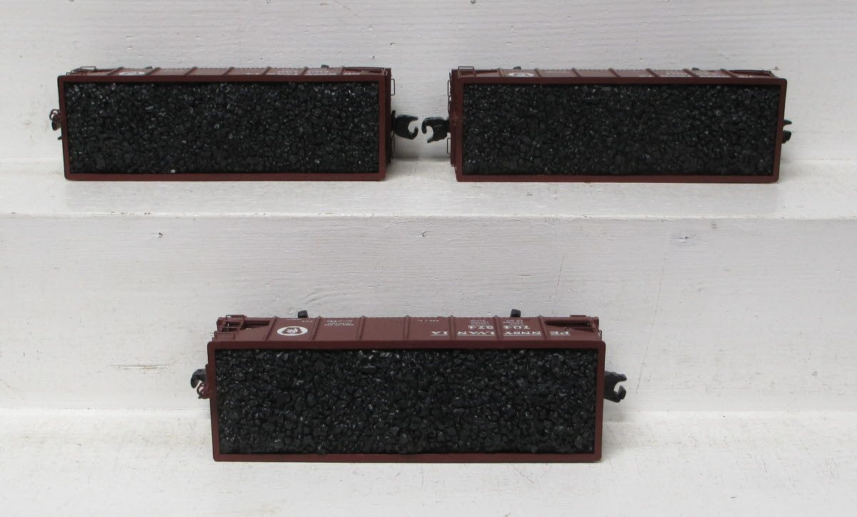 Lionel 6-83539 O Gauge Pennsylvania GLa 2-Bay Hoppers w/Load (Set of 3)