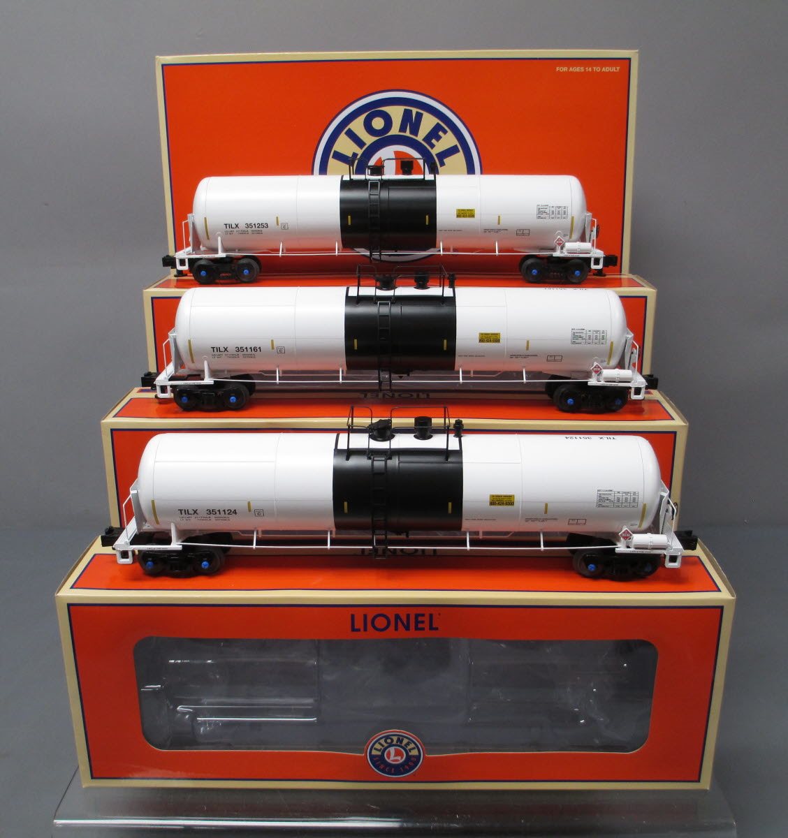 Lionel 1926800 O Gauge TILX 30K Tank Car (Pack of 3)