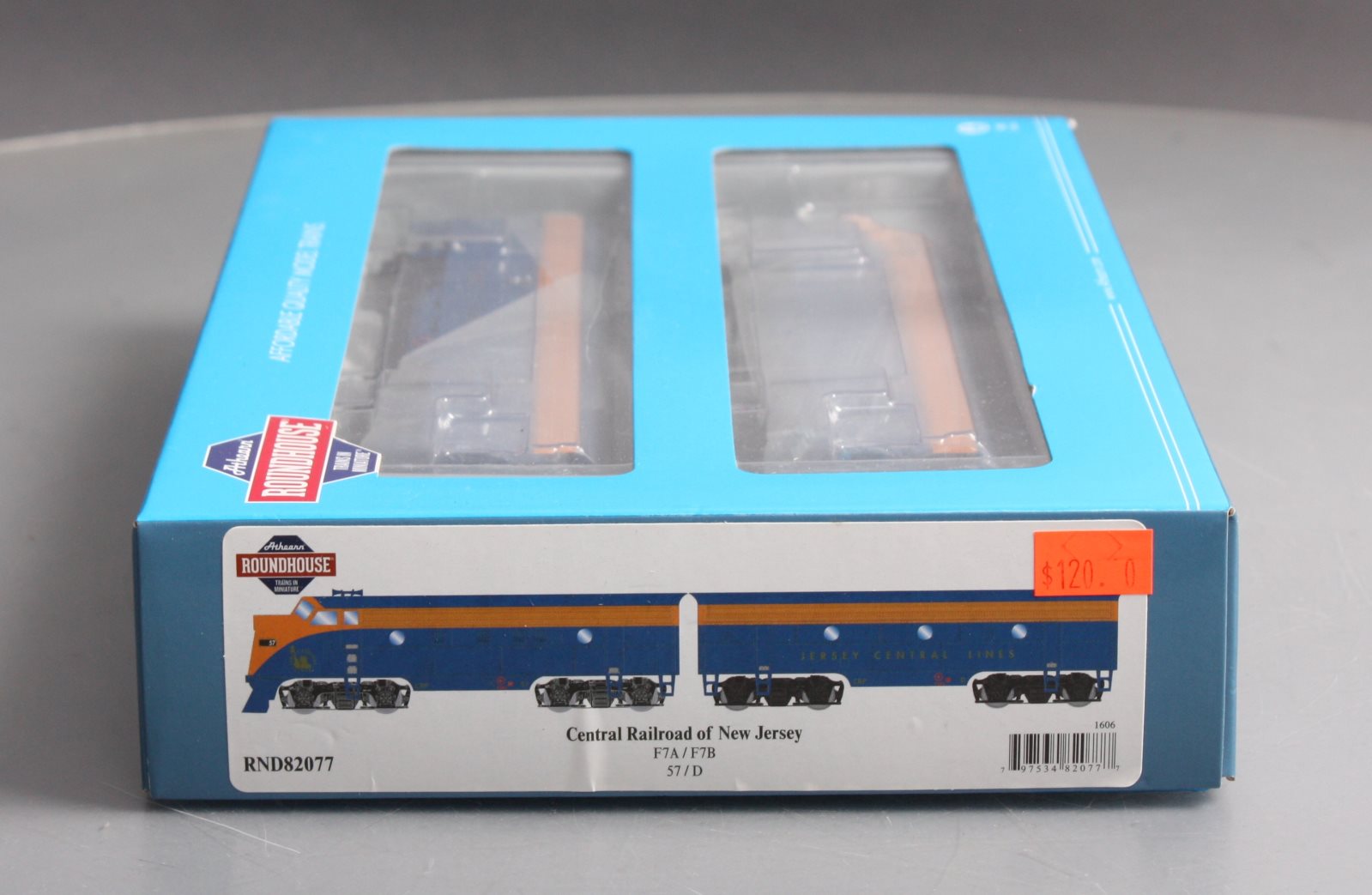 Roundhouse 82077 HO Central PWR F7A & DMY F7B Diesel Locomotive Set #57