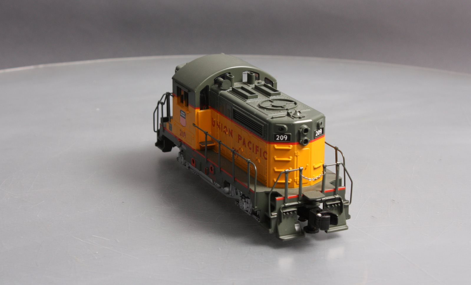 RMT 92417-7 O Gauge Union Pacific BEEP GP7 Diesel Locomotive #209
