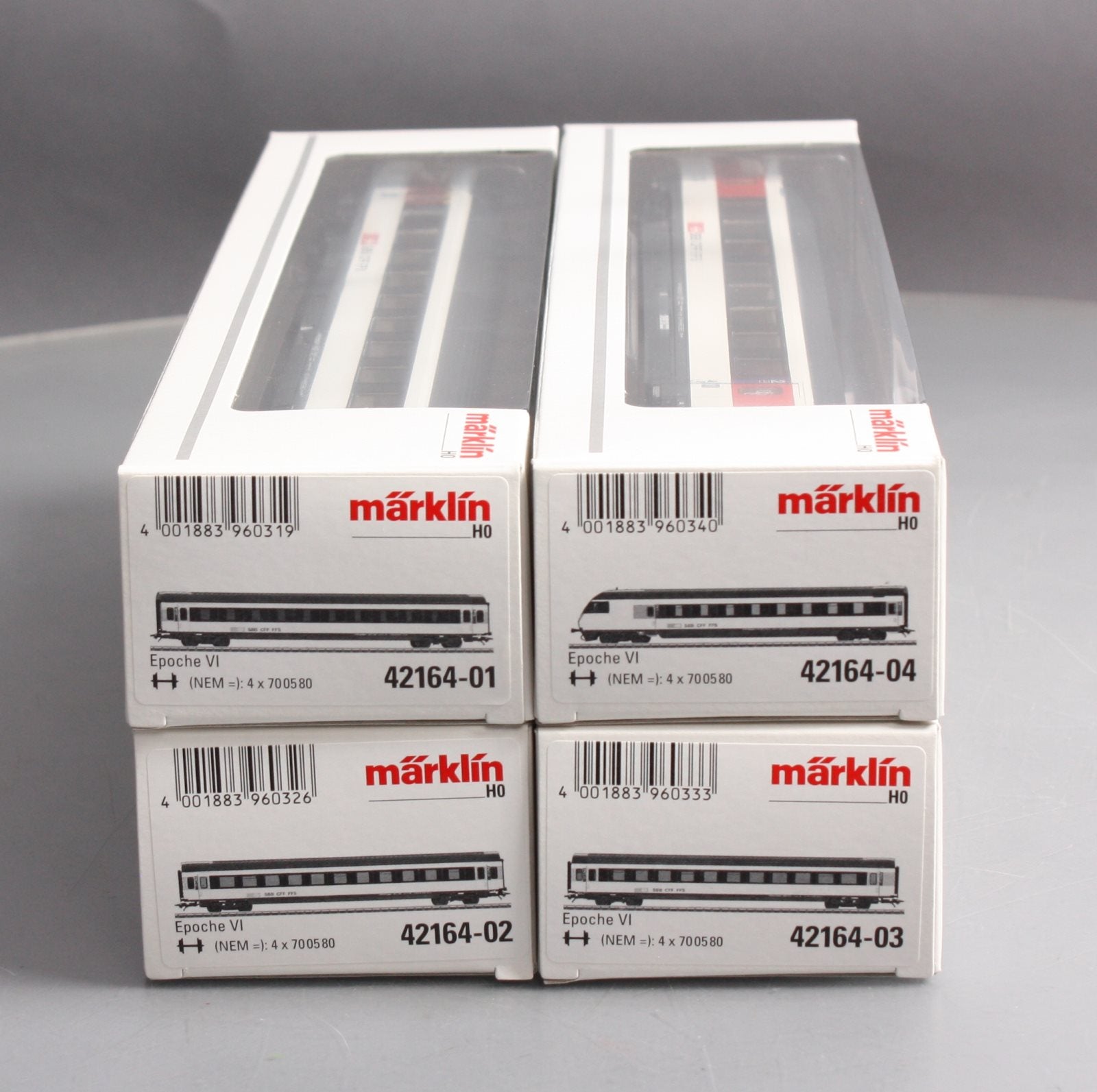Mark IV Express Passenger Shuttle 4 Car Set - 3-Rail - Ready to Run