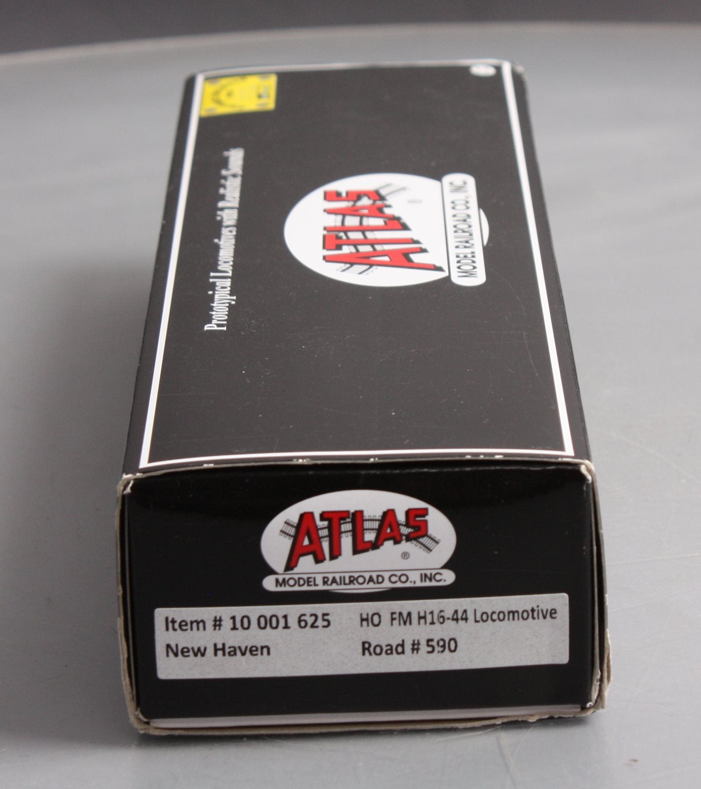 Atlas 10001625 HO New Haven FM H16-44 Diesel Locomotive #590
