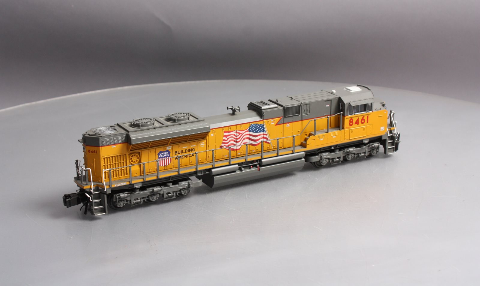 American Flyer 6-48168 S UP Building America SD70ACe Diesel Locomotive #8461