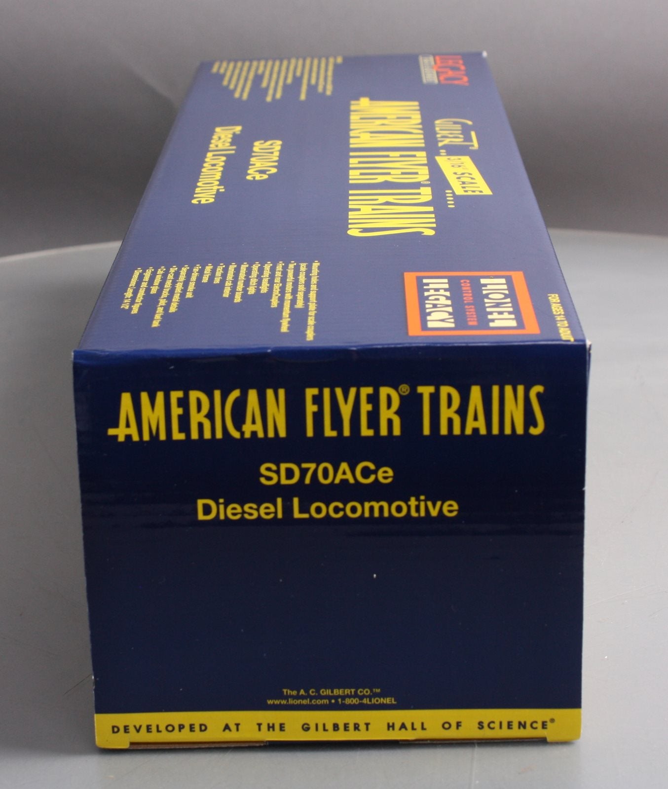 American Flyer 6-48168 S UP Building America SD70ACe Diesel Locomotive #8461