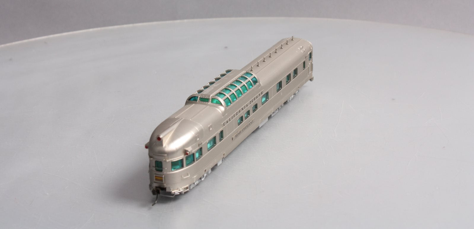 Broadway Limited 534 HO WP 'Silver Crescent' Vista Dome Lounge/Observation #881
