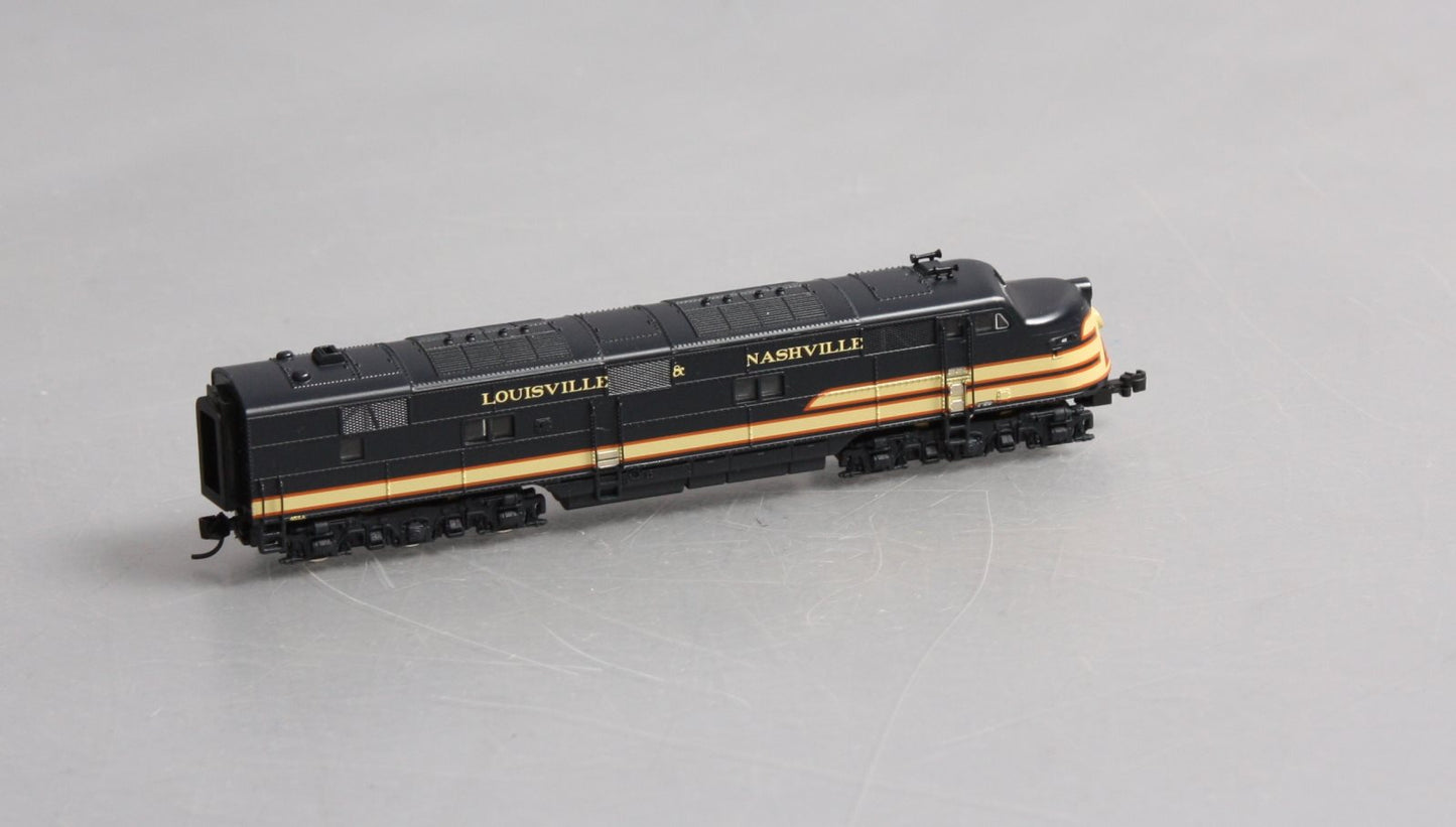 Broadway Limited 3305 N Louisville & Nashville EMD E6A Dual Headlight #452A
