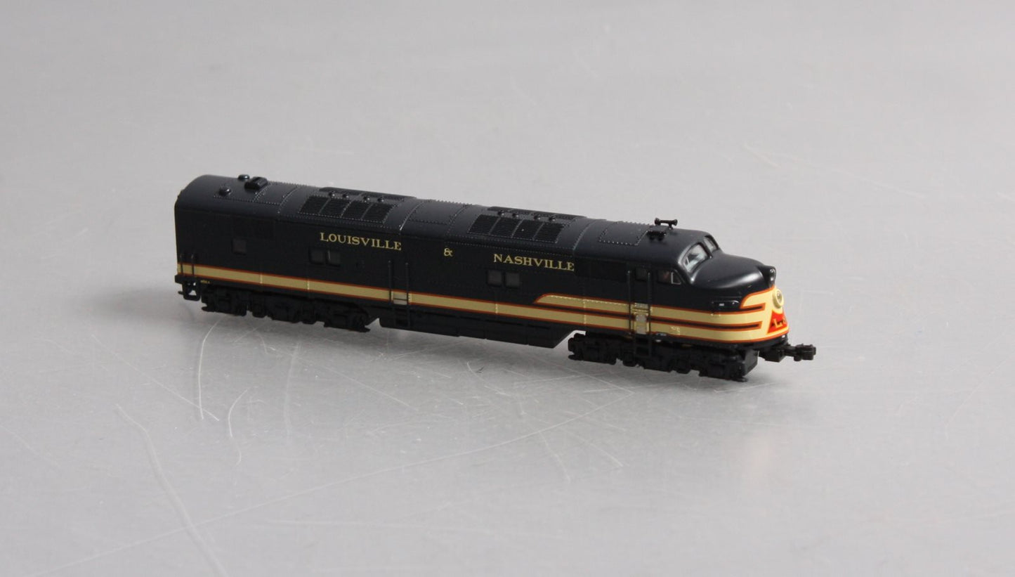 Broadway Limited 3305 N Louisville & Nashville EMD E6A Dual Headlight #452A