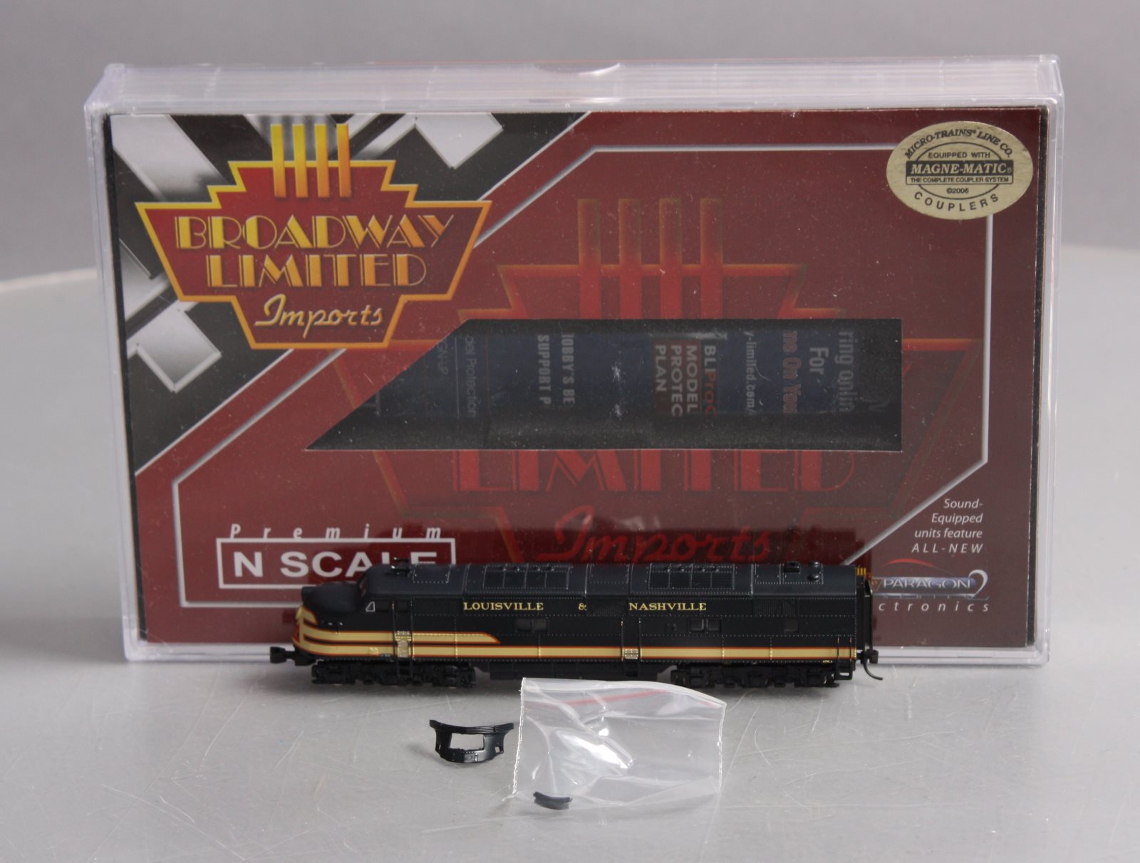 Broadway Limited 3305 N Louisville & Nashville EMD E6A Dual Headlight #452A
