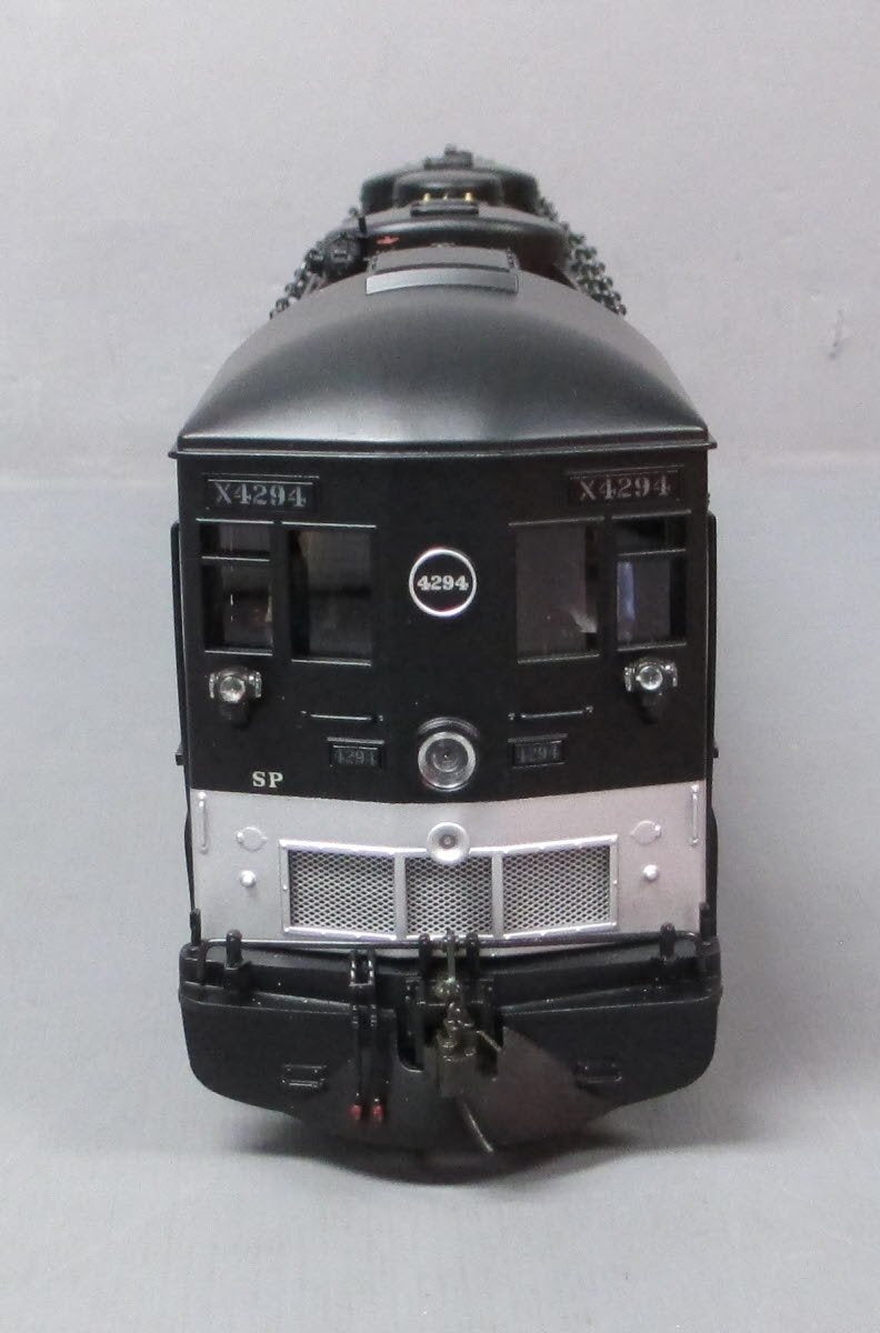 Lionel 6-38071 O Gauge SP 4-8-8-2 AC-12 Steam Locomotive & Tender with TMCC