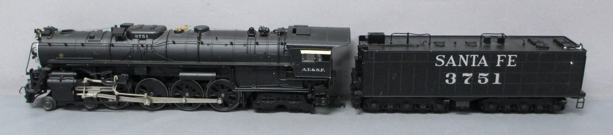 Lionel 6-11332 "O" AT&SF Legacy 4-8-4 Northern Steam Locomotive & Tender #3751