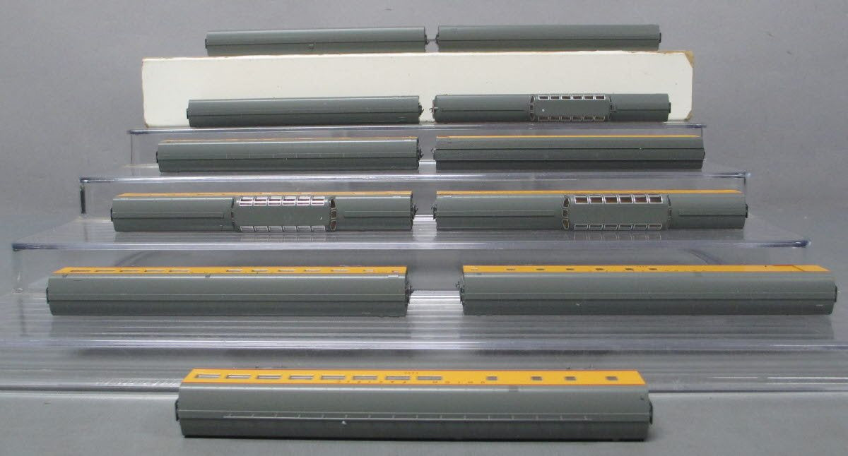 Kato 106-088-1 N UP Passenger Car Set with Interior Lights (Set of 11)