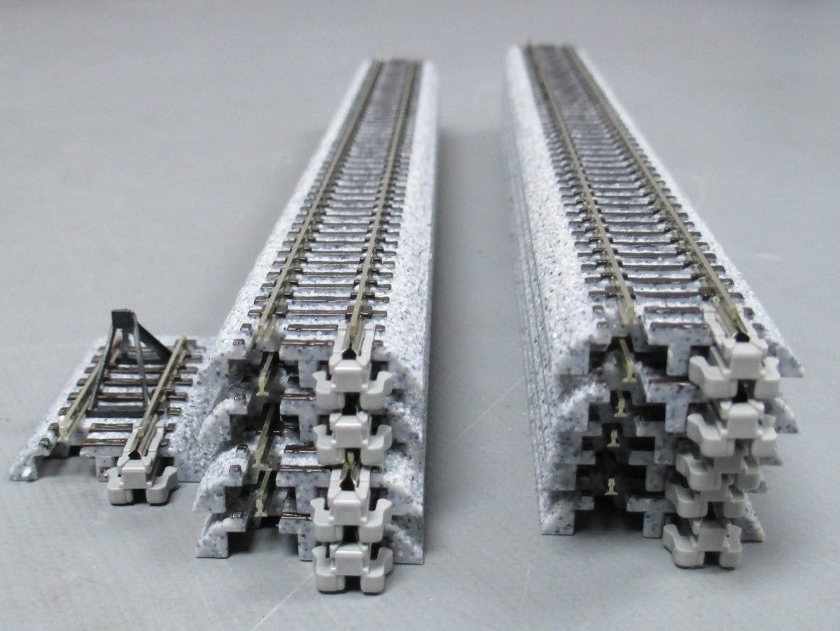 Kato 106-088-1 N UP Passenger Car Set with Interior Lights (Set of 11)