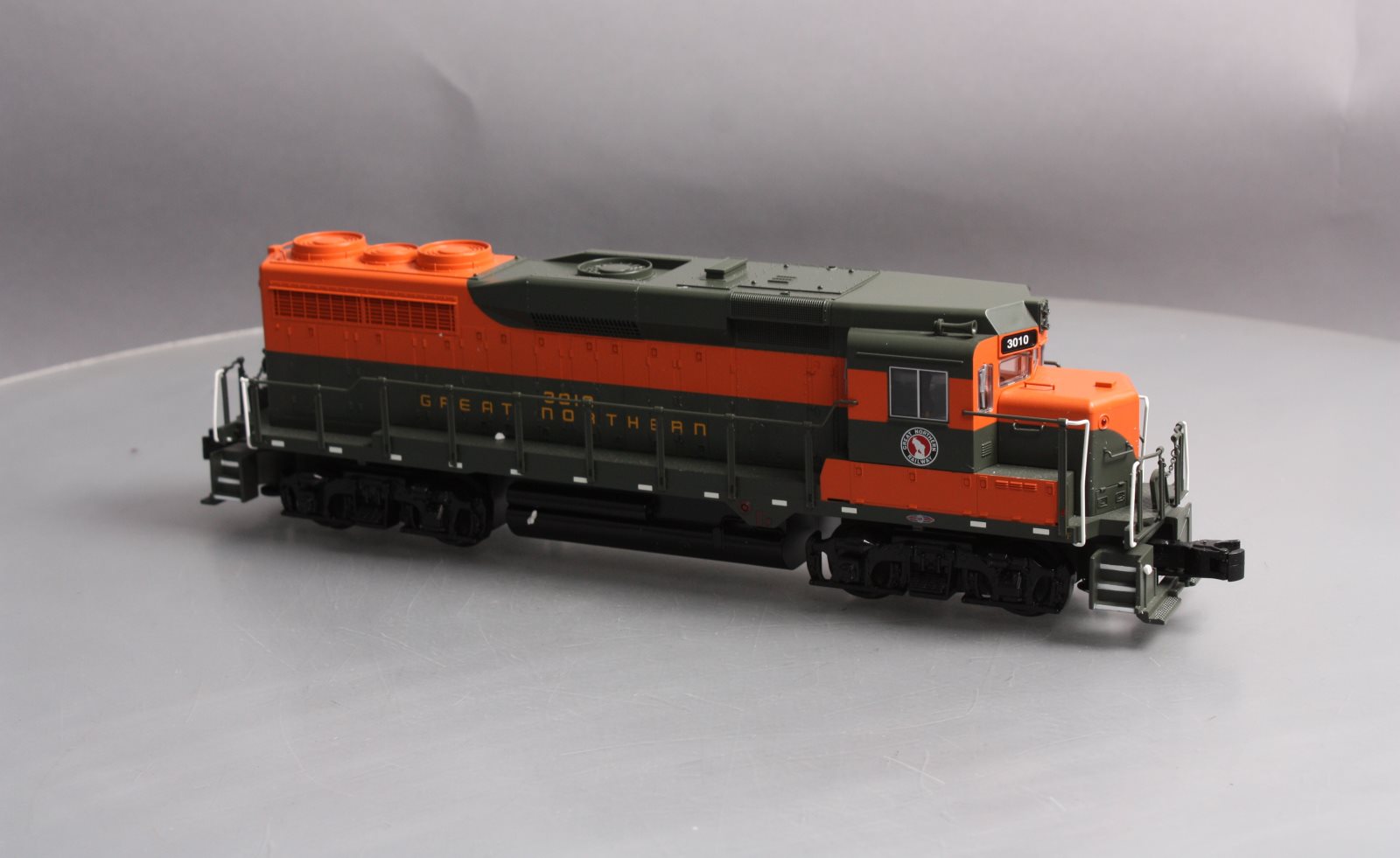 Williams 22904 O Gauge Great Northern EMD GP30 Diesel Locomotive #3010 w Sound
