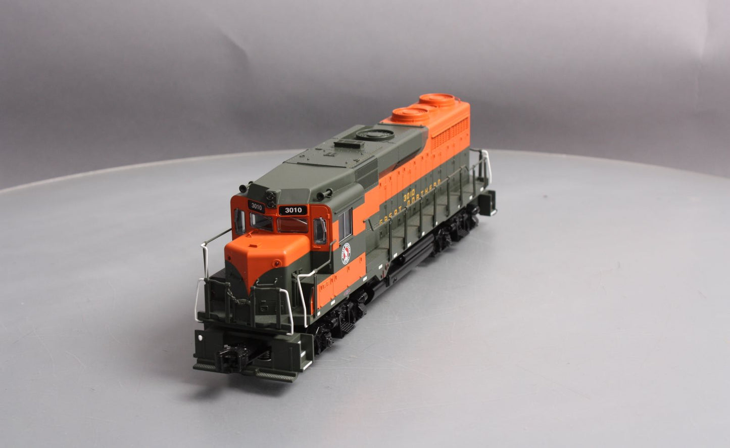 Williams 22904 O Gauge Great Northern EMD GP30 Diesel Locomotive #3010 w Sound
