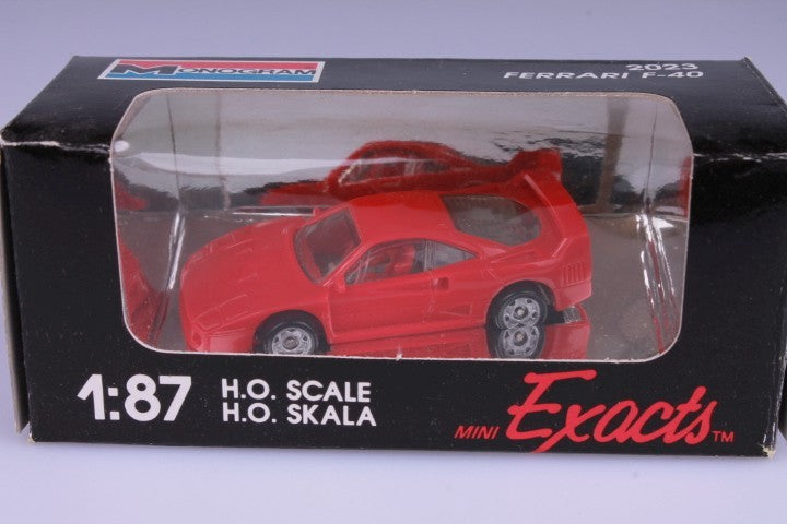 Monogram 2023 HO Scale Ferrari F-40