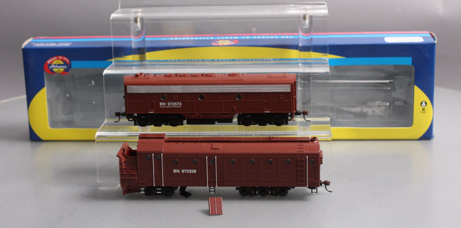 Athearn 93820 HO Burlington Northern Rotary Snowplow #972558