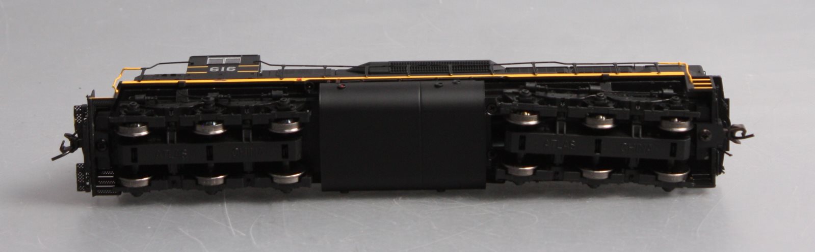 Atlas 10000285 HO SCL SDP35 Low Nose Diesel Locomotive #616