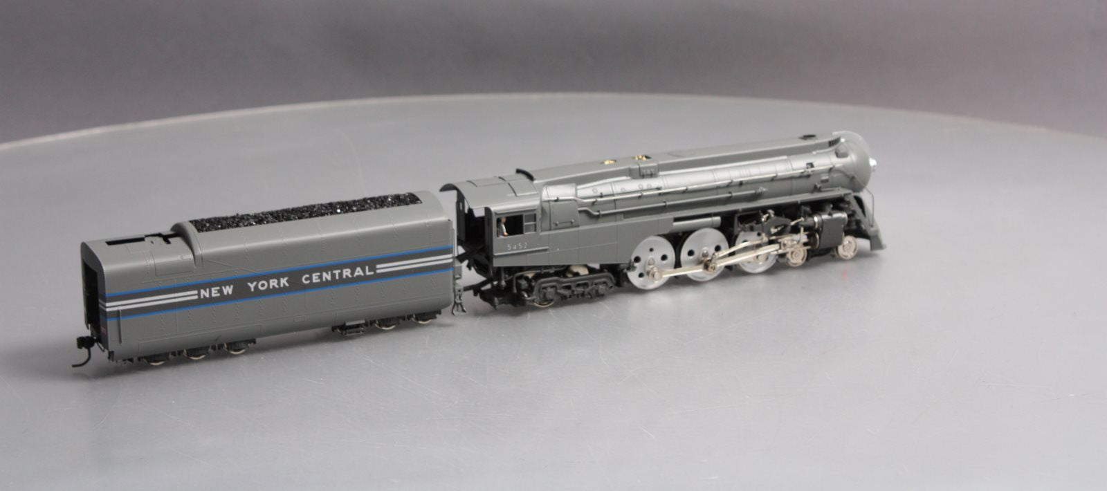 Broadway Limited 1146 HO NYC Class J3a 4-6-4 Dreyfuss Steam Locomotive #5452