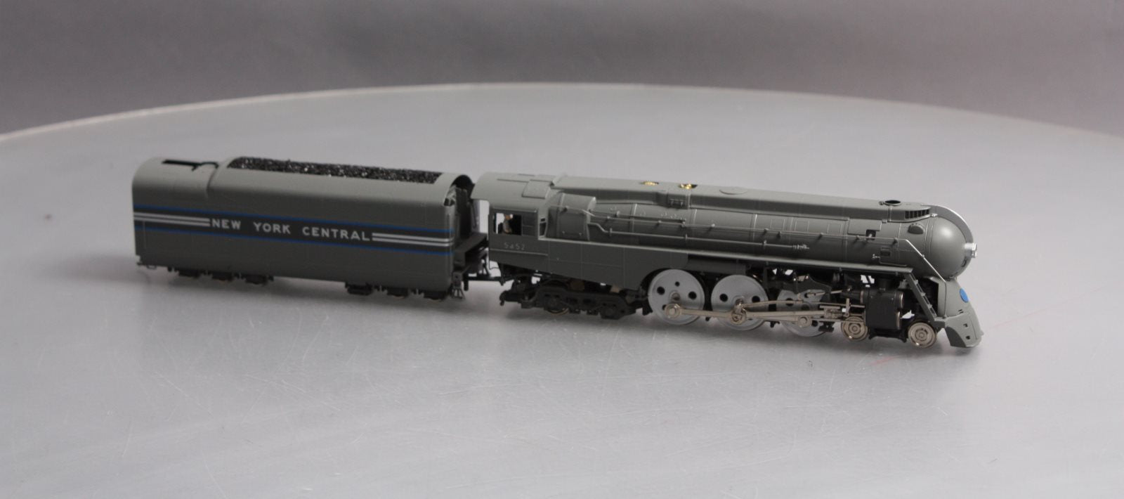 Broadway Limited 1146 HO NYC Class J3a 4-6-4 Dreyfuss Steam Locomotive #5452
