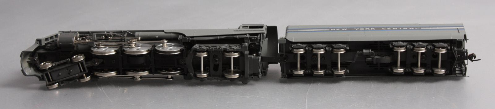 Broadway Limited 1146 HO NYC Class J3a 4-6-4 Dreyfuss Steam Locomotive #5452