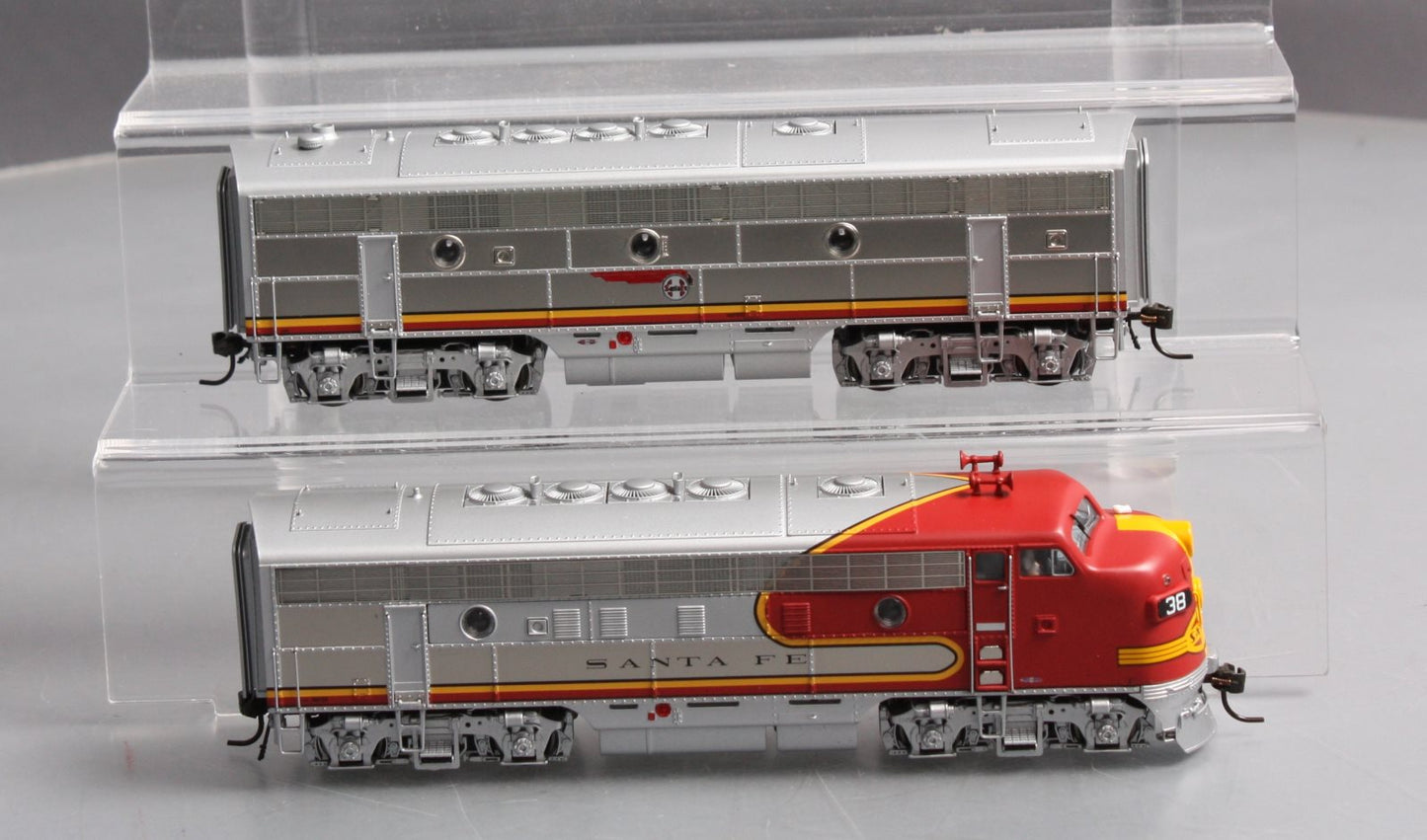 Broadway Limited 5101 HO ATSF EMD F7A-Unpowered B Set w/ DC&DCC #38L/38A