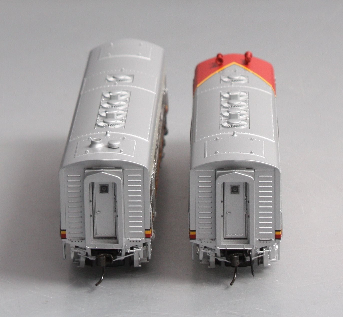 Broadway Limited 5101 HO ATSF EMD F7A-Unpowered B Set w/ DC&DCC #38L/38A