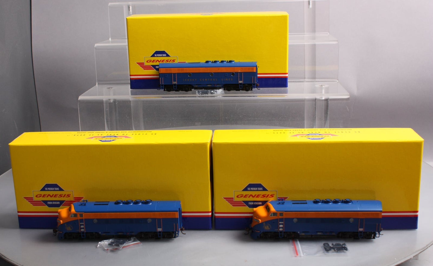 Athearn G2637 HO Scale Genesis Jersey Central Lines F3 ABA Diesel Locomotive Set