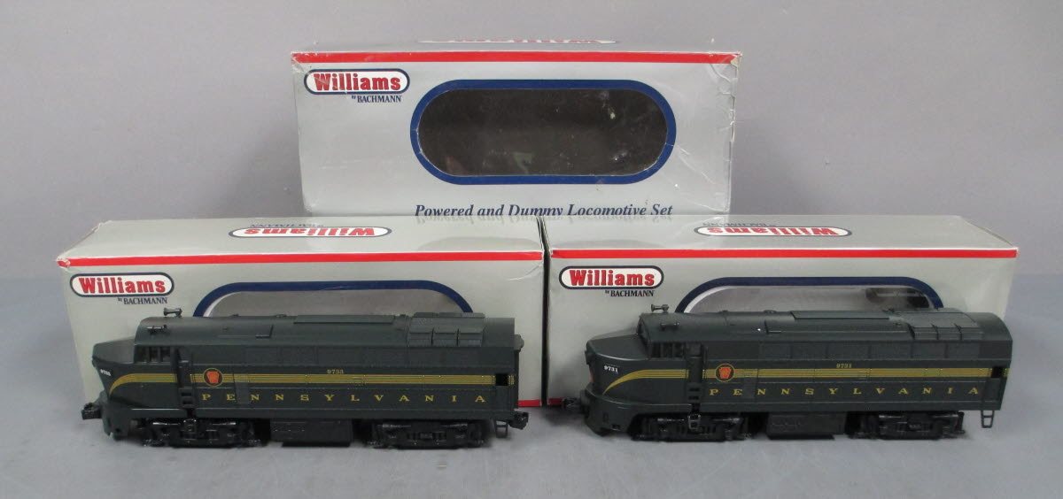 Williams 21903 O Gauge Pennsylvania Green 5-Stripe Baldwin Shark AA Diesel Set