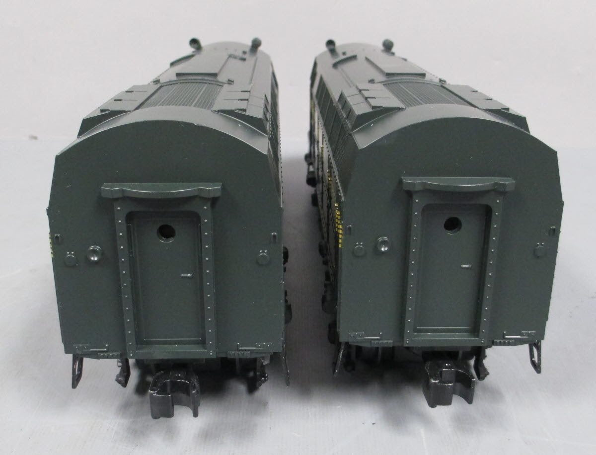 Williams 21903 O Gauge Pennsylvania Green 5-Stripe Baldwin Shark AA Diesel Set